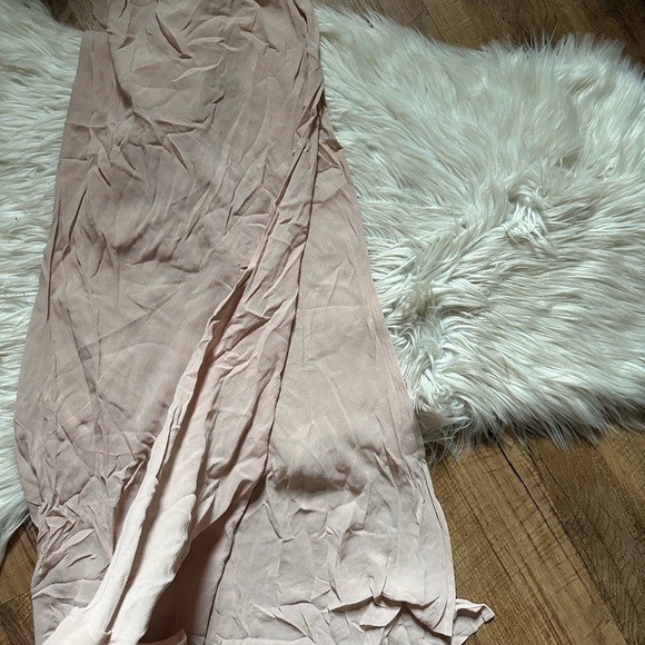 REFORMATION Ferrara Dress - Picture 7 of 7